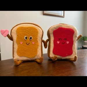 Target Valentine's peanut butter and jelly toy